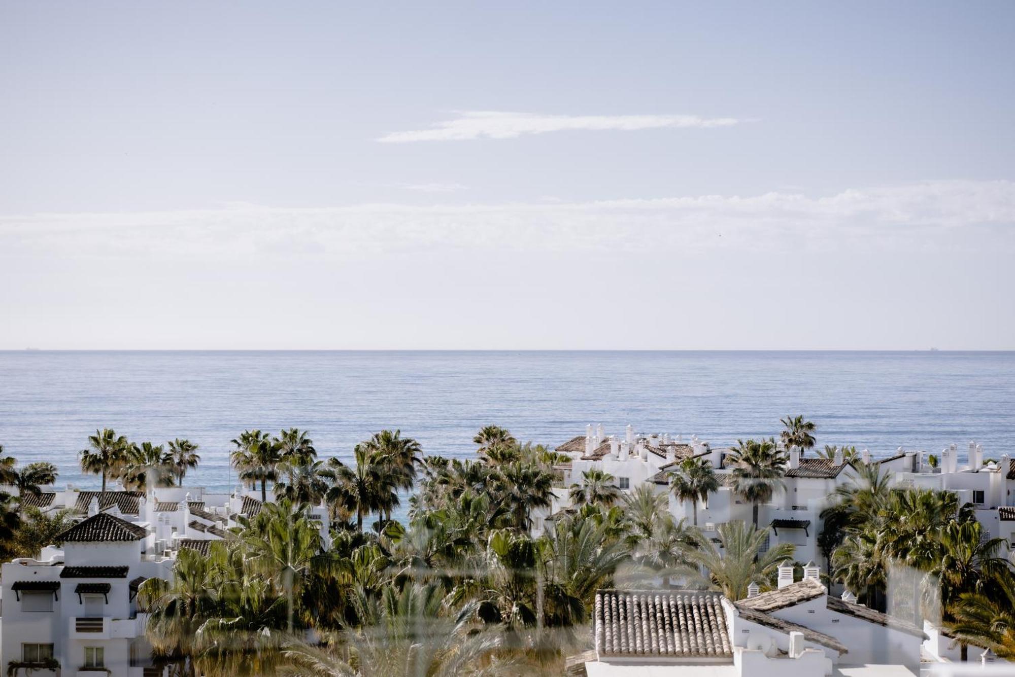 The Flag Hotel Marbella, Estepona Adult Recommended מראה חיצוני תמונה